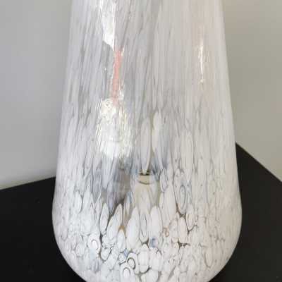 Large cone lamp in speckled white Murano glass and brass by Esperia. Italy 1970 carlo aldo nason mazzega venini vistosi la murrina 1980 chrome metal