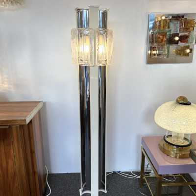 Floor lamp in lacquered chrome metal and Murano glass by Esperia. Italy 1970. in the style of Venini, Vistosi, La Murrina, Seguso, Aldo Nason, Poliarte, Carlo Aldo Nason for Mazzega, Stilnovo, Arteluce, Arredoluce, Artemide, Pierre Cardin, Lumi, Luci, Raak, Angelo Lelii, Francesco Bocola, Superstudio, Enrico Tronconi, Mario Bellini, Harvey Guzzini, Luigi Massoni, Martinelli, Fabio Lenci, Gio Ponti. chandelier mid-century modern space age brass stainless steel