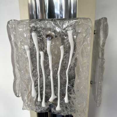 Floor lamp in lacquered chrome metal and Murano glass by Esperia. Italy 1970. in the style of Venini, Vistosi, La Murrina, Seguso, Aldo Nason, Poliarte, Carlo Aldo Nason for Mazzega, Stilnovo, Arteluce, Arredoluce, Artemide, Pierre Cardin, Lumi, Luci, Raak, Angelo Lelii, Francesco Bocola, Superstudio, Enrico Tronconi, Mario Bellini, Harvey Guzzini, Luigi Massoni, Martinelli, Fabio Lenci, Gio Ponti. chandelier mid-century modern space age brass stainless steel