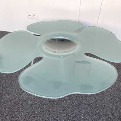 Flower coffee table in glass and metal by Glas Italia. Italy 1990