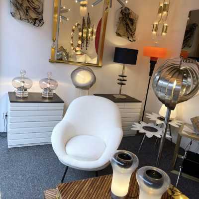 Pair of lamps in gray smoked glass and chromed metal by Glashütte Limburg. Germany 1970. in the style of Venini, Vistosi, Veronese, La Murrina, Stilux, Aldo Carlo Nason, Stilnovo, Joe Colombo, Arteluce, Arredoluce, Italian design Lumi, Luci, Rggiani, Sciolari, Werner Pantone, Luigi Colani, Raak, Angelo Lelii, Angelo Brotto, Esperia, Francesco Bocola, Superstudio, Enrico Tronconi, Mario Bellini, Harvey Guzzini, Luigi Massoni, Martinelli, Pierre Cardin, Fabio Lenci, Gio Ponti. sconces chandelier suspension