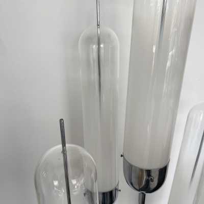 Reed floor lamp in Murano glass and chromed metal by Mazzega. Italy 1970. in the style of Venini, La Murrina, Seguso, Carlo Aldo Nason, Poliarte, Esperia, Angelo Brotto, Stilnovo, Arteluce, Arredoluce, Artemide, Pierre Cardin, Lumi, Luci, Raak, Angelo Lelii, Francesco Bocola, Superstudio, Enrico Tronconi, Mario Bellini, Harvey Guzzini, Luigi Massoni, Martinelli, Fabio Lenci, Gio Ponti. mid-century chandelier pendant lamps