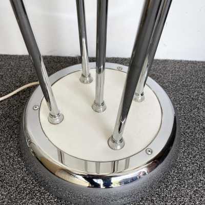 Reed floor lamp in Murano glass and chromed metal by Mazzega. Italy 1970. in the style of Venini, La Murrina, Seguso, Carlo Aldo Nason, Poliarte, Esperia, Angelo Brotto, Stilnovo, Arteluce, Arredoluce, Artemide, Pierre Cardin, Lumi, Luci, Raak, Angelo Lelii, Francesco Bocola, Superstudio, Enrico Tronconi, Mario Bellini, Harvey Guzzini, Luigi Massoni, Martinelli, Fabio Lenci, Gio Ponti. mid-century chandelier pendant lamps