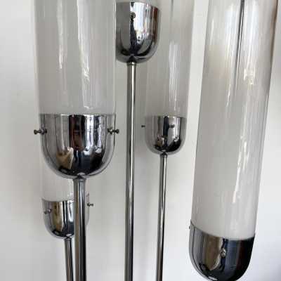 Reed floor lamp in Murano glass and chromed metal by Mazzega. Italy 1970. in the style of Venini, La Murrina, Seguso, Carlo Aldo Nason, Poliarte, Esperia, Angelo Brotto, Stilnovo, Arteluce, Arredoluce, Artemide, Pierre Cardin, Lumi, Luci, Raak, Angelo Lelii, Francesco Bocola, Superstudio, Enrico Tronconi, Mario Bellini, Harvey Guzzini, Luigi Massoni, Martinelli, Fabio Lenci, Gio Ponti. mid-century chandelier pendant lamps