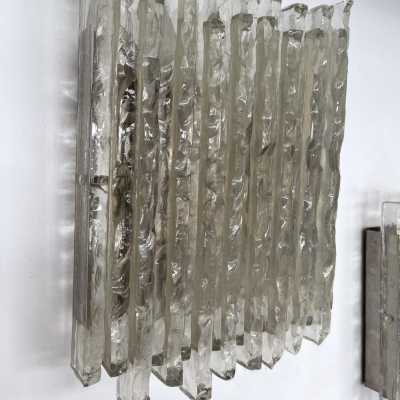 Pair of wall lights in hammered glass and metal by Poliarte. Italy 1970 murano mazzega venini vistosi la murrina aldo carlo nason