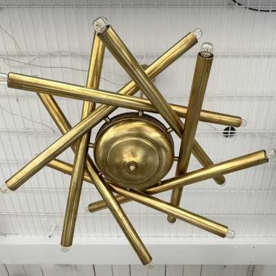 Chandelier or suspension sputnik or brass fireworks. Italy 1950. in the style of Venini, Vistosi, Veronese, La Murrina, Stilux, Aldo Carlo Nason, Stilnovo, Joe Colombo, Arteluce, Arredoluce, Lumi, Luci, Rggiani, Sciolari, Werner Pantone, Luigi Colani, Raak, Angelo Lelii, Angelo Brotto, Esperia, Francesco Bocola, Superstudio, Enrico Tronconi, Mario Bellini, Harvey Guzzini, Luigi Massoni, Martinelli, Pierre Cardin, Fabio Lenci, Gio Ponti floor lamps mid-century modern space age metal chrome