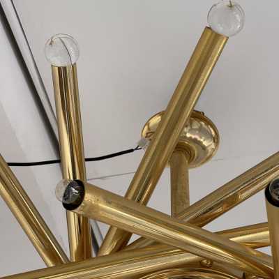 Sputnik suspension chandelier in brass and glass. Italy 1950 stilnovo arredoluce arteluce sciolari reggiani 1960 1970