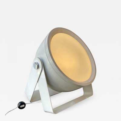 Spot-style table lamp in white lacquered and chromed metal by Targetti Sankey. Italy 1970. in the style of Reggiani, Sciolari, Francesco Buzzi Ceriani, Stilnovo, Angelo Brotto for Esperia, Aldo Carlo Nason for Mazzega, Venini, Vistosi, La Murrina, Toni Zuccheri, Fontana Arte, Artemide, Arteluce, Arredoluce, Luigi Caccia Dominioni , Stilux. floor lamp chandelier suspension sconces