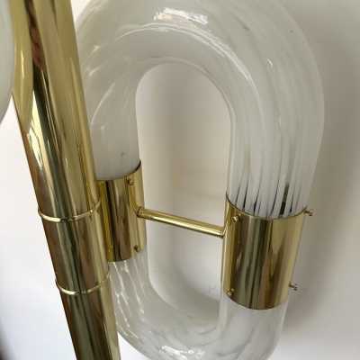 Chain floor lamp in brass and Murano glass. Aldo Nason for Mazzega. Italy 1970. in the style of Venini, Vistosi, La Murrina, Hollywood Regency, Poliarte, Stilnovo, Arteluce, Artemide, Esperia, Veronese. wall lamps chandelier mid-century modern space age metal chrome stainless steel 1980
