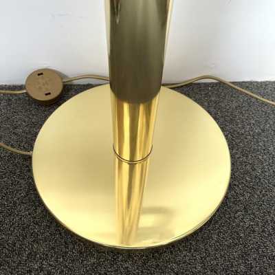 Chain floor lamp in brass and Murano glass. Aldo Nason for Mazzega. Italy 1970. in the style of Venini, Vistosi, La Murrina, Hollywood Regency, Poliarte, Stilnovo, Arteluce, Artemide, Esperia, Veronese. wall lamps chandelier mid-century modern space age metal chrome stainless steel 1980