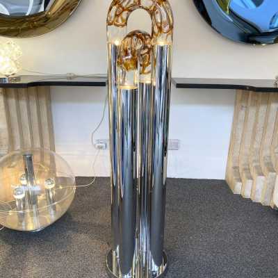 Chain Floor Lamp in Chrome Metal and Murano Glass. Aldo Nason for Mazzega. Italy 1970. in the style of Venini, La Murrina, Seguso, Carlo Nason, Poliarte, Esperia, Angelo Brotto, Stilnovo, Arteluce, Arredoluce, Artemide, Pierre Cardin, Lumi, Luci, Raak, Angelo Lelii, Francesco Bocola, Superstudio, Enrico Tronconi, Mario Bellini, Harvey Guzzini, Luigi Massoni, Martinelli, Fabio Lenci, Gio Ponti. Mid-Century Modern Space Age Brass Chandelier Lamps