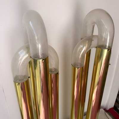 Pair of Chain floor lamp in brass and Murano glass. Aldo Nason for Mazzega. Italy 1970. in the style of Venini, Vistosi, La Murrina, Seguso, Carlo Nason, Poliarte, Esperia, Angelo Brotto, Stilnovo, Arteluce, Arredoluce, Artemide, Pierre Cardin, Lumi, Luci, Raak, Angelo Lelii, Francesco Bocola, Superstudio , Enrico Tronconi chandelier lamps chrome metal stainless steel 1980