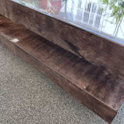 Parchment goatskin bar coffee table by Aldo Tura. Italy 1970 wood mirror Renato Zevi, Romeo Rega, Maison Jansen, Willy Rizzo, Mario Sabot, Maison et Jardin Gallery, Dal Vera console side tables