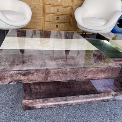 Parchment goatskin bar coffee table by Aldo Tura. Italy 1970 wood mirror Renato Zevi, Romeo Rega, Maison Jansen, Willy Rizzo, Mario Sabot, Maison et Jardin Gallery, Dal Vera console side tables