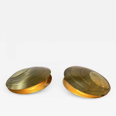 Pair of brass shell lamps by Angelo Brotto. Italy 1970 chandelier sconces Reggiani, Sciolari, Francesco Buzzi Ceriani, Stilnovo, Aldo Carlo Nason for Mazzega, Venini, Vistosi, La Murrina, Toni Zuccheri, Fontana Arte, Artemide, Arteluce, Arredoluce, Luigi Caccia Dominioni.