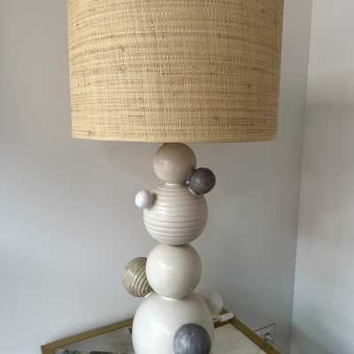 Pair of ceramic Cone table lamps by Antonio Cagianelli. Italy 2022. Contemporary work, limited edition of 10 copies. Pretty rattan raffia lampshades. Artist preserved in the permanent collections of the Museum of Decorative Arts in Paris. floor lamp chandelier mid-century modern terracotta brass contemporary art artist