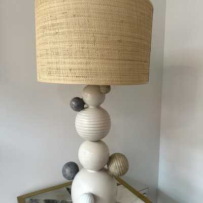 Pair of ceramic Cone table lamps by Antonio Cagianelli. Italy 2022. Contemporary work, limited edition of 10 copies. Pretty rattan raffia lampshades. Artist preserved in the permanent collections of the Museum of Decorative Arts in Paris. floor lamp chandelier mid-century modern terracotta brass contemporary art artist