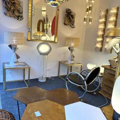 Pair of ceramic Cone table lamps by Antonio Cagianelli. Italy 2022. Contemporary work, limited edition of 10 copies. Pretty rattan raffia lampshades. Artist preserved in the permanent collections of the Museum of Decorative Arts in Paris. floor lamp chandelier mid-century modern terracotta brass contemporary art artist