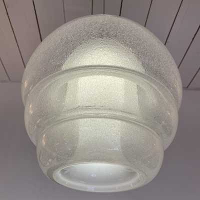 Suspension or chandelier LS134 in bubbled Murano glass and metal by Carlo Nason for Mazzega. Italy 1970 aldo vistosi venini la murrina