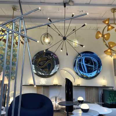 Chandelier or suspension pendant lightning light model Artichoke in Murano glass and metal by Carlo Nason for Mazzega. Italy 1970. in the gour of Venini, Veronese, La Murrina, Aldo Nason, Stilnovo, Joe Colombo, Arteluce, Arredoluce, Lumi, Luci, Rggiani, Sciolari, Werner Pantone, Luigi Colani, Raak, Angelo Lelii, Angelo Brotto, Esperia, Francesco Bocola, Superstudio, Enrico Tronconi, Mario Bellini, Harvey Guzzini, Luigi Massoni, Martinelli, Pierre Cardin, Fabio Lenci, Gio Ponti brass mid-century floor lamps