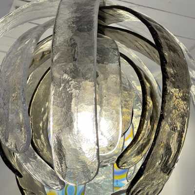Chandelier or suspension pendant lightning light model Artichoke in Murano glass and metal by Carlo Nason for Mazzega. Italy 1970. in the gour of Venini, Veronese, La Murrina, Aldo Nason, Stilnovo, Joe Colombo, Arteluce, Arredoluce, Lumi, Luci, Rggiani, Sciolari, Werner Pantone, Luigi Colani, Raak, Angelo Lelii, Angelo Brotto, Esperia, Francesco Bocola, Superstudio, Enrico Tronconi, Mario Bellini, Harvey Guzzini, Luigi Massoni, Martinelli, Pierre Cardin, Fabio Lenci, Gio Ponti brass mid-century floor lamps