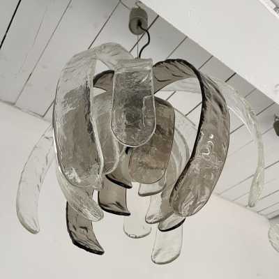 Chandelier or suspension pendant lightning light model Artichoke in Murano glass and metal by Carlo Nason for Mazzega. Italy 1970. in the gour of Venini, Veronese, La Murrina, Aldo Nason, Stilnovo, Joe Colombo, Arteluce, Arredoluce, Lumi, Luci, Rggiani, Sciolari, Werner Pantone, Luigi Colani, Raak, Angelo Lelii, Angelo Brotto, Esperia, Francesco Bocola, Superstudio, Enrico Tronconi, Mario Bellini, Harvey Guzzini, Luigi Massoni, Martinelli, Pierre Cardin, Fabio Lenci, Gio Ponti brass mid-century floor lamps