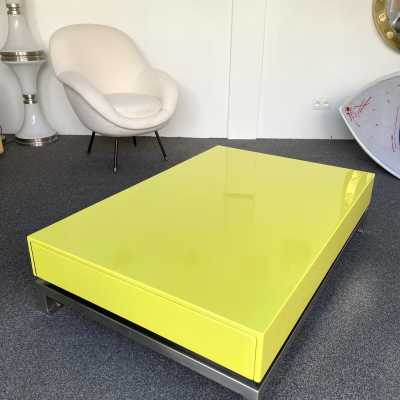 Coffee table with drawers in yellow lacquered wood and silver nickel-plated brass by Guy Lefèvre. France 1970 maison jansen willy rizzo mario sabot stainless steel chromed metal side tables