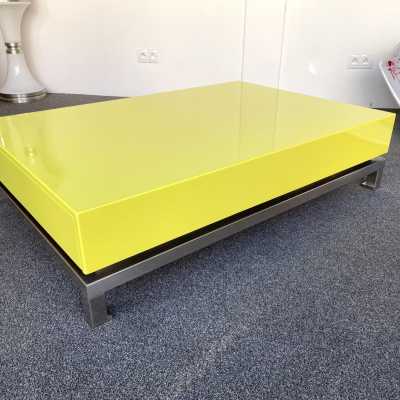 Coffee table with drawers in yellow lacquered wood and silver nickel-plated brass by Guy Lefèvre. France 1970 maison jansen willy rizzo mario sabot stainless steel chromed metal side tables