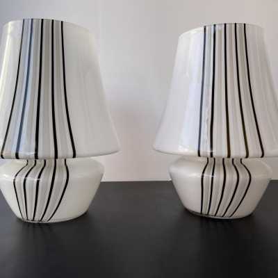 Pair of striped Murano glass lamps. Italy 1970. in the style of Venini, Vistosi, Veronese, La Murrina, Stilux, Aldo Carlo Nason, Stilnovo, Joe Colombo, Arteluce, Arredoluce, Italian design Lumi, Luci, Rggiani, Sciolari, Werner Pantone, Luigi Colani, Raak, Angelo Lelii, Angelo Brotto, Esperia, Francesco Bocola, Superstudio, Enrico Tronconi, Mario Bellini, Harvey Guzzini, Luigi Massoni, Martinelli, Pierre Cardin, Fabio Lenci, Gio Ponti. mid-century floor lamp chandelier sconces