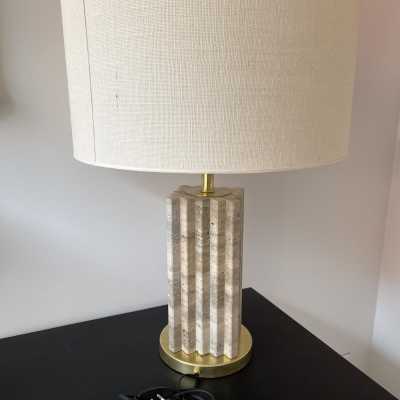 Pair of travertine and brass lamps. Italy 1990 in the style of the 1970s.