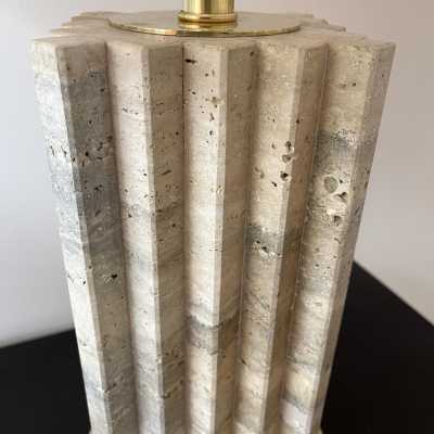Pair of travertine and brass lamps. Italy 1990 in the style of the 1970s.