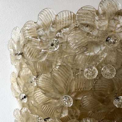 Pair of Murano glass and gold leaf flower sconces by Barovier & Toso. Italy 1970. in the style of Biancardi and Jordan Arte, Longobard, Venini, Vistosi, La Murrina, Aldo Carlo Nason for Mazzega Murano, Toni Zuccheri for Veart, Stilnovo, Joe Colombo, Arteluce, Arredoluce, Lumi, Luci, Rggiani, Sciolari, Werner Pantone, Luigi Colani, Raak, Angelo Lelii sconces lamp lightning chandelier floor mid-century modern italy 1970 1960 1980