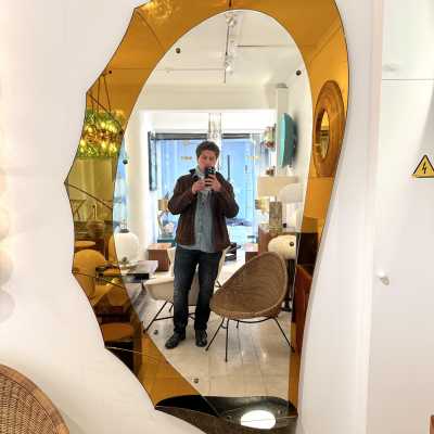 Extra Large Amber Glass Illuminating Mirror by Cristal Art. Italy 1960. in the style of Fontana Arte, Pier Luigi Colli. mid-century modern 1970 metal brass wood 1950