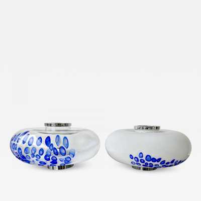 Pair of mid-century space age UFO lamps in Murano glass and chromed metal by Esperia. Italy 1970. in the style of Venini, Vistosi, La Murrina, Seguso, Aldo Nason, Poliarte, Carlo Aldo Nason for Mazzega, Stilnovo, Arteluce, Arredoluce, Artemide, Pierre Cardin, Lumi, Luci, Raak, Angelo Lelli Lelii, Francesco Bocola , Superstudio, Enrico Tronconi, Mario Bellini, Harvey Guzzini, Luigi Massoni, Martinelli, Fabio Lenci, Gio Ponti. brass stainless steel floor lamp chandelier pendant lightning mid-century modern