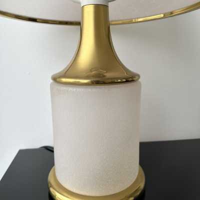 Large Murano glass and brass mushroom lamp by Fabbian. Italy 1970. in the style of Venini, Vistosi, La Murrina, Seguso, Aldo Nason, Poliarte, Carlo Aldo Nason for Mazzega, Stilnovo, Arteluce, Arredoluce, Artemide, Pierre Cardin, Lumi, Luci, Raak, Angelo Lelli Lelii, Francesco Bocola , Superstudio, Enrico Tronconi, Mario Bellini, Harvey Guzzini, Luigi Massoni, Martinelli, Fabio Lenci, Gio Ponti. metal stainless chrome floor lamp chandelier mid-century modern space age hollywood regency
