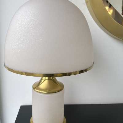Large Murano glass and brass mushroom lamp by Fabbian. Italy 1970. in the style of Venini, Vistosi, La Murrina, Seguso, Aldo Nason, Poliarte, Carlo Aldo Nason for Mazzega, Stilnovo, Arteluce, Arredoluce, Artemide, Pierre Cardin, Lumi, Luci, Raak, Angelo Lelli Lelii, Francesco Bocola , Superstudio, Enrico Tronconi, Mario Bellini, Harvey Guzzini, Luigi Massoni, Martinelli, Fabio Lenci, Gio Ponti. metal stainless chrome floor lamp chandelier mid-century modern space age hollywood regency