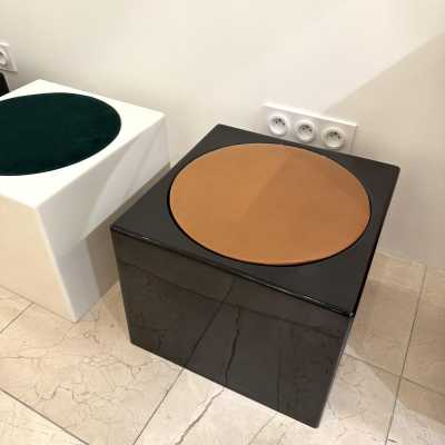 Set of 5 cube stools model Il Kubile in resin by MIM Roma. italy 1970. in the style of Gio Ponti, Gianfranco Frattini, Cassina, Osvaldo Borsani, Joe Colombo, Vico Magistretti, Ico Luisa Parisi, Mario Bellini, Tito Agnoli, Afra Tobia Carlo Scarpa, Luciano Frigerio, Sporiti, Marco Zanuso, Giulio Moscatelli, Formanova, Pierre Cardin poufs chairs stools mid-century modern space age italy 1960 1980