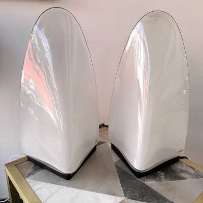 Pair of icicle lamps in white smoked Murano glass and metal by Mazzega. Italy 1970. design attributed to Carlo Nason. in the style of Venini, Vistosi, La Murrina, Aldo Nason, Stilnovo, Joe Colombo, Arteluce, Arredoluce, Lumi, Luci, Rggiani, Sciolari, Werner Pantone, Luigi Colani, Raak, Angelo Lelii, Angelo Brotto, Esperia, Martinelli, Pierre Cardin chandelier sconces pendant lightning mid-century modern space age brass stainless steel 1970