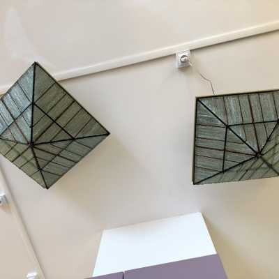 Pair of Pyramid ceiling or pendant lamp in hammered glass, metal and brass by Poliarte. Italy 1970. in the style of Biancardi and Jordan Arte, Longobard, Venini, Vistosi, La Murrina, Aldo Carlo Nason for Mazzega Murano, Toni Zuccheri for VeArt, Stilnovo, Joe Colombo, Arteluce, Arredoluce, Lumi, Luci, Rggiani, Sciolari. mid-century modern space chandelier ceiling pendant lightning flush mount