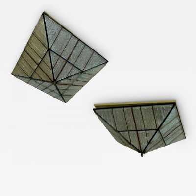 Pair of Pyramid ceiling or pendant lamp in hammered glass, metal and brass by Poliarte. Italy 1970. in the style of Biancardi and Jordan Arte, Longobard, Venini, Vistosi, La Murrina, Aldo Carlo Nason for Mazzega Murano, Toni Zuccheri for VeArt, Stilnovo, Joe Colombo, Arteluce, Arredoluce, Lumi, Luci, Rggiani, Sciolari. mid-century modern space chandelier ceiling pendant lightning flush mount