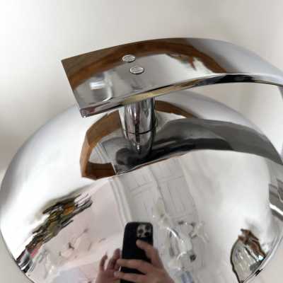 Pair of lamps in chromed metal and Murano glass. Italy 1970. design attributed to Reggiani. in the style of Venini, Vistosi, La Murrina, Seguso, Carlo Nason, Poliarte, Esperia, Angelo Brotto, Stilnovo, Arteluce, Arredoluce, Artemide, Pierre Cardin, Lumi, Luci, Raak, Angelo Lelii, Francesco Bocola, Superstudio, Enrico Tronconi , Mario Bellini, Harvey Guzzini, Luigi Massoni, Martinelli, Fabio Lenci, Gio Ponti floor lamp chandelier pendant lightning brass stainless steel mid-century modern space age italy