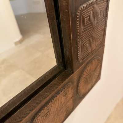 rare large size brass sculpture mirror by Santambrogio & De Berti. Italy 1960. Design attributed to Angelo Brotto, in the style of Romeo Rega, Tommaso Barbi, Sandro Petti for Maison Jansen, Willy Rizzo, Mario Sabot, Esperia. mid-century modern 1970 wood bronze brass italy