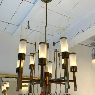 Brass and glass tube chandelier by Sciolari. Italy 1960. in the style of Venini, Vistosi, La Murrina, Seguso, Aldo Nason, Poliarte, Esperia, Angelo Brotto, Stilnovo, Arteluce, Arredoluce, Artemide, Pierre Cardin, Lumi, Luci, Raak, Angelo Lelii, Francesco Bocola, Superstudio , Enrico Tronconi, Mario Bellini, Harvey Guzzini, Luigi Massoni, Martinelli, Fabio Lenci, Gio Ponti, Reggiani metal sconces during lightning mid-century modern italy 1970