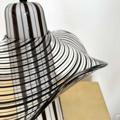 Murano glass lamp by Venini. Italy 1970. in the style of Esperia, Vistosi, La Murrina, Seguso, Aldo Nason, Poliarte, Carlo Aldo Nason for Mazzega, Stilnovo, Arteluce, Arredoluce, Artemide chandelier sconces during lightning brass wood stainless steel 1980 1970 mid-century modern space age