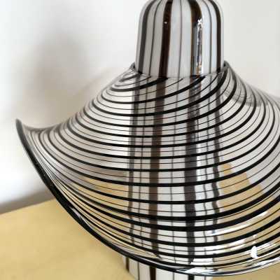 Murano glass lamp by Venini. Italy 1970. in the style of Esperia, Vistosi, La Murrina, Seguso, Aldo Nason, Poliarte, Carlo Aldo Nason for Mazzega, Stilnovo, Arteluce, Arredoluce, Artemide chandelier sconces during lightning brass wood stainless steel 1980 1970 mid-century modern space age
