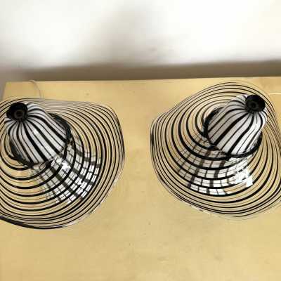 Pair of Murano glass lamps by Venini. Italy 1970. in the style of Esperia, Vistosi, La Murrina, Seguso, Aldo Nason, Poliarte, Carlo Aldo Nason for Mazzega, Stilnovo, Arteluce, Arredoluce, Artemide, Pierre Cardin, Lumi, Luci, RAAK, Angelo Lelli Lelii, Francesco Bocola , Superstudio, Enrico Tronconi, Mario Bellini, Harvey Guzzini, Luigi Massoni, Martinelli, Fabio Lenci, Gio Ponti. brass chrome metal stainless steel mid-century modern space age