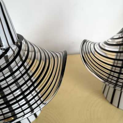 Pair of Murano glass lamps by Venini. Italy 1970. in the style of Esperia, Vistosi, La Murrina, Seguso, Aldo Nason, Poliarte, Carlo Aldo Nason for Mazzega, Stilnovo, Arteluce, Arredoluce, Artemide, Pierre Cardin, Lumi, Luci, RAAK, Angelo Lelli Lelii, Francesco Bocola , Superstudio, Enrico Tronconi, Mario Bellini, Harvey Guzzini, Luigi Massoni, Martinelli, Fabio Lenci, Gio Ponti. brass chrome metal stainless steel mid-century modern space age