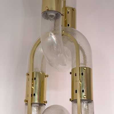 Chandelier or chain suspension in Murano glass and brass by Aldo Nason for Mazzega. Italy 1970s. in the style of Venini, Vistosi, La Murrina, Seguso, Carlo Nason, Poliarte, Esperia, Angelo Brotto, Stilnovo, Arteluce, Arredoluce, Artemide, Pierre Cardin, Lumi, Luci, Raak, Angelo Lelii, Francesco Bocola, Superstudio, Enrico Tronconi , Mario Bellini, Harvey Guzzini, Luigi Massoni, Martinelli, Fabio Lenci, Gio Ponti. metal stainless steel mid-century modern space pendant lightning floor lamp light