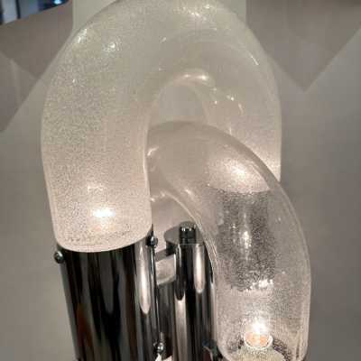 Chrome Metal and Murano Glass Chain Floor Lamp by Aldo Nason for Mazzega. Italy 1970. in the style of Carlo Nason, Venini, Vistosi, La Murrina, Hollywood Regency, Poliarte, Stilnovo, Arteluce, Artemide, Esperia, Veronese. lamp chandelier sconces brass pendant lightning italy 1980 1960 mid-century modern space age