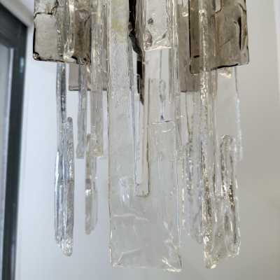 Lightning cascade chandelier or pendant model LS101 in Murano glass and chromed metal by Carlo Nason for Mazzega. Italy 1970 in the style of Venini, Veronese, La Murrina, Aldo Nason, Stilnovo, Joe Colombo, Arteluce, Arredoluce, Lumi, Luci, Rggiani, Sciolari, Werner Pantone, Luigi Colani, Raak, Angelo Lelii, Angelo Brotto, Esperia, Francesco Bocola, Superstudio, Enrico Tronconi, Mario Bellini, Harvey Guzzini lamp sconces brass stainless steel italy 1970 1980 mid-century modern space age